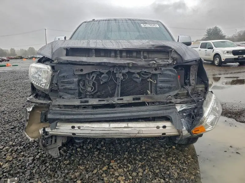 2016 TOYOTA TUNDRA CREWMAX LIMITED  