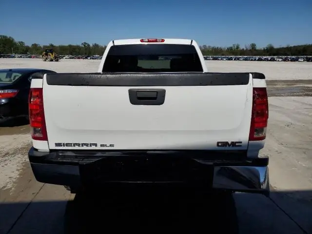 2011 GMC SIERRA K2500 SLE  