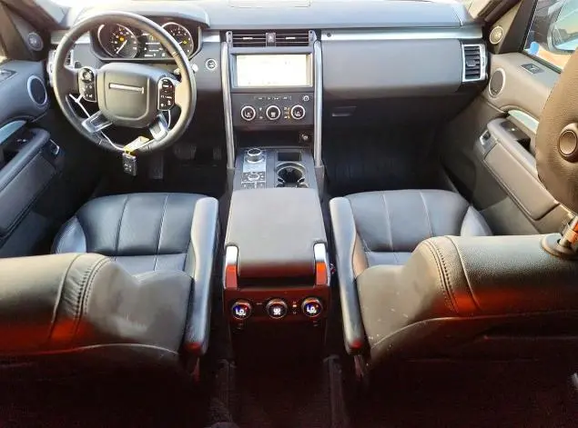 2020 LAND ROVER DISCOVERY LANDMARK  