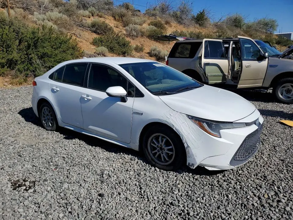 2020 TOYOTA COROLLA LE  