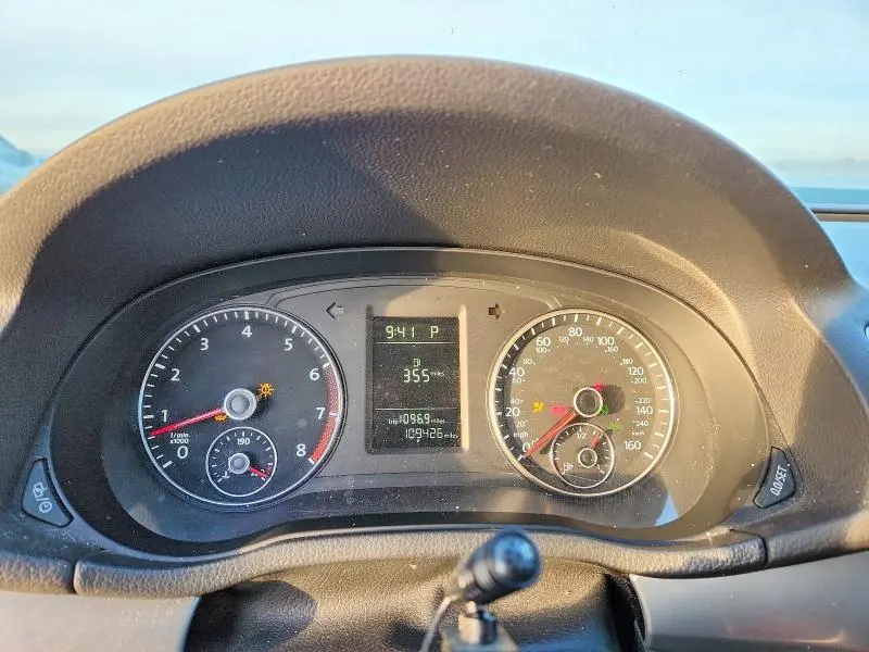 2014 VOLKSWAGEN PASSAT S  