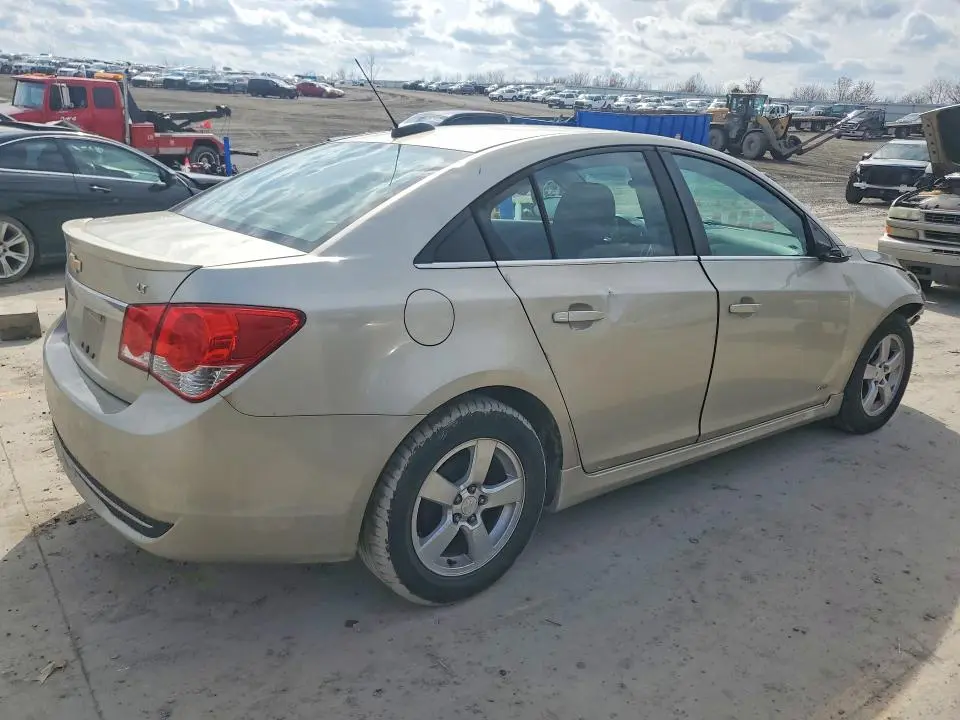2015 CHEVROLET CRUZE LT  