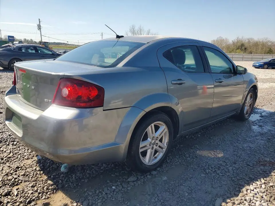 2012 DODGE AVENGER SXT  