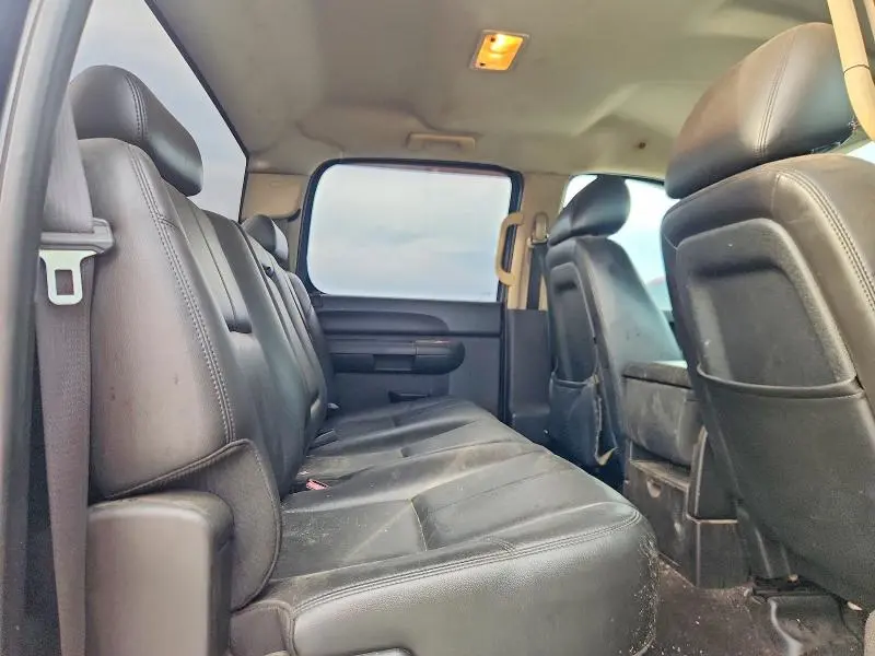 2010 CHEVROLET SILVERADO C1500 LT  