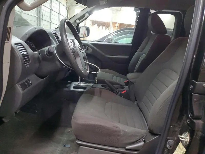 2017 NISSAN FRONTIER S  