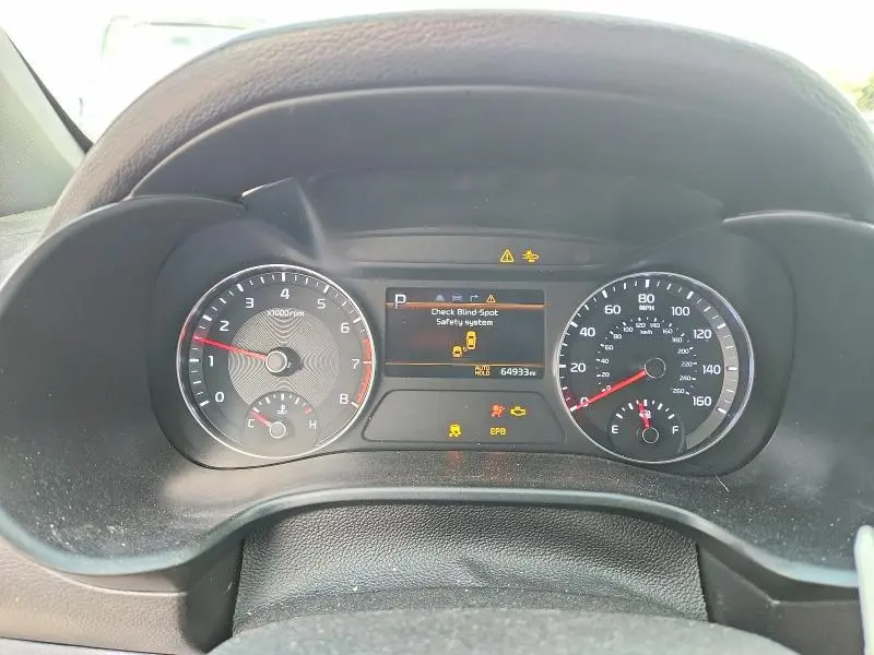 2023 KIA FORTE GT LINE  
