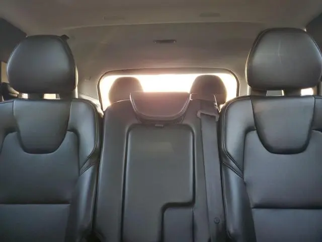 2018 VOLVO XC90 T5  