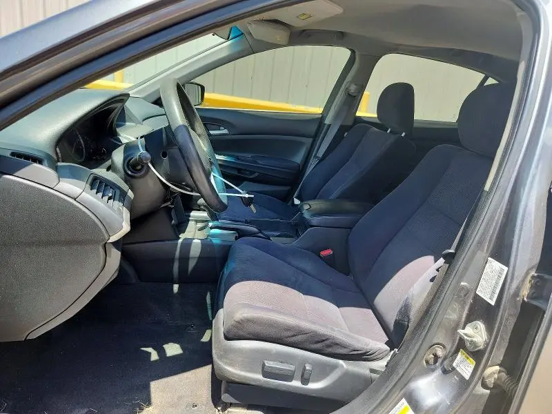 2011 HONDA ACCORD LXP  