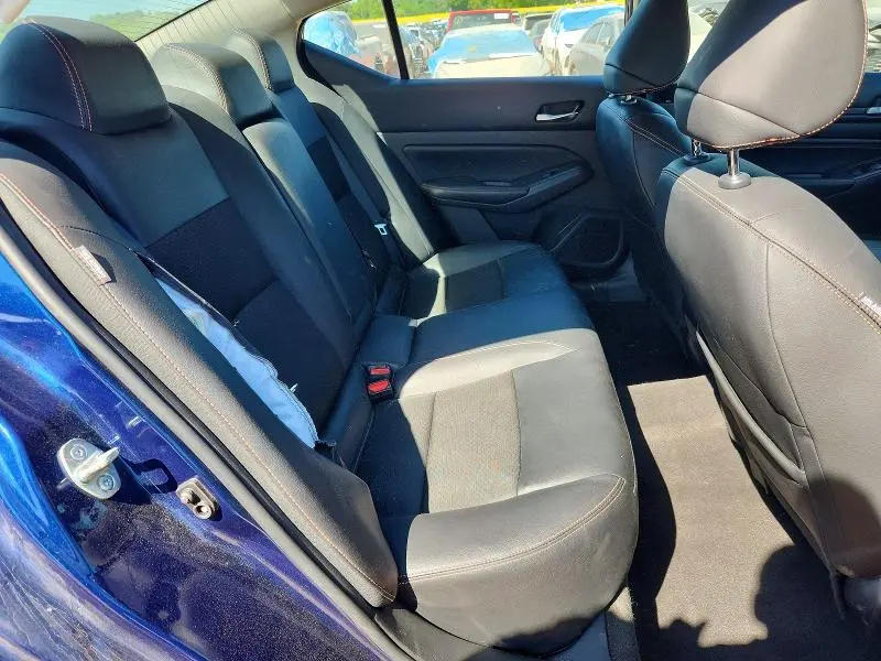 2022 NISSAN ALTIMA SR  