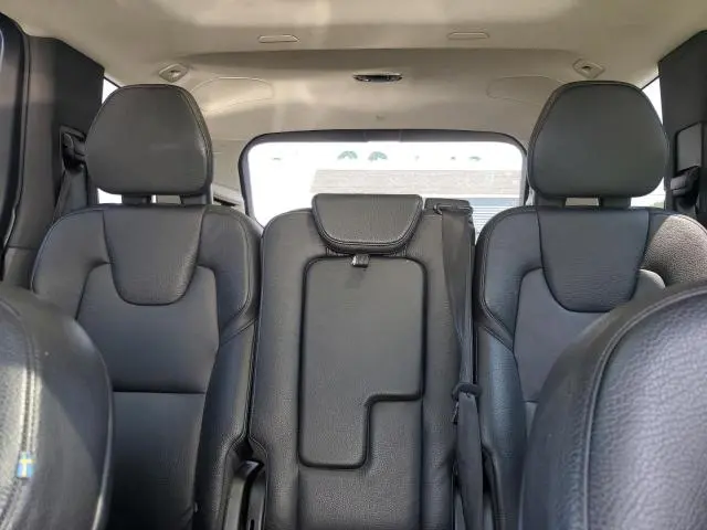 2016 VOLVO XC90 T6  