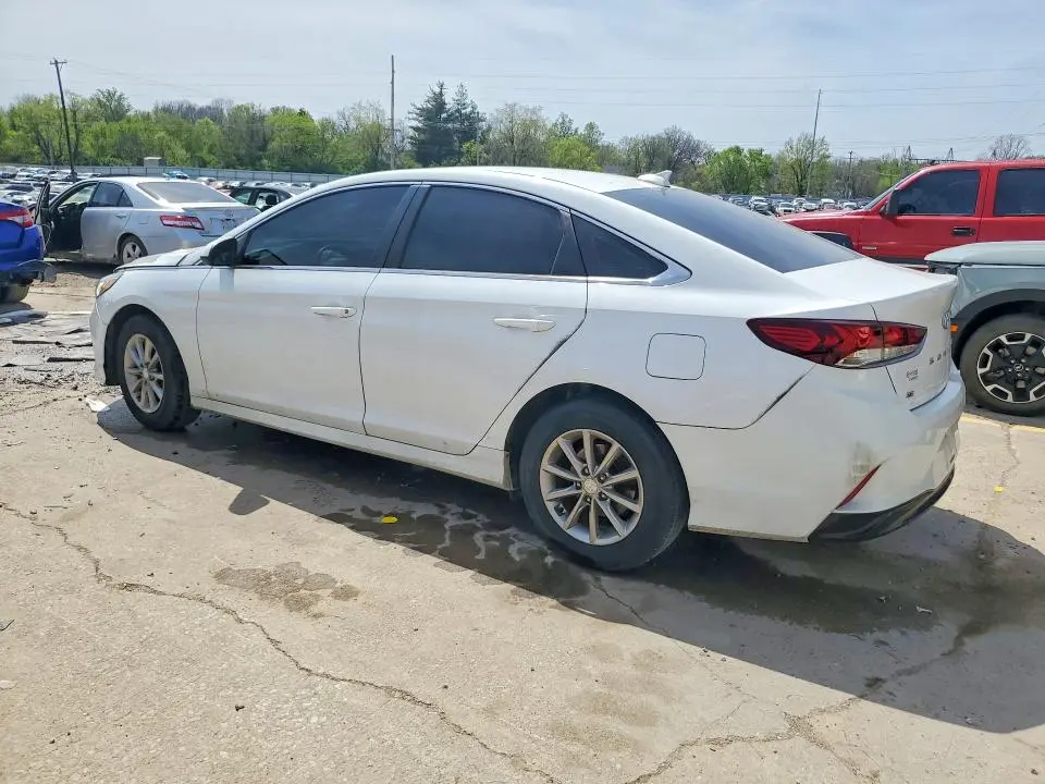 2019 HYUNDAI SONATA SE  