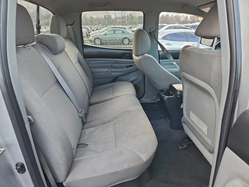 2015 TOYOTA TACOMA V6  