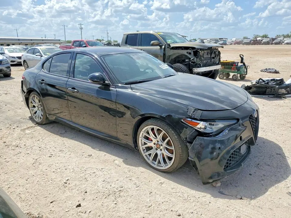 2019 ALFA ROMEO GIULIA TI  