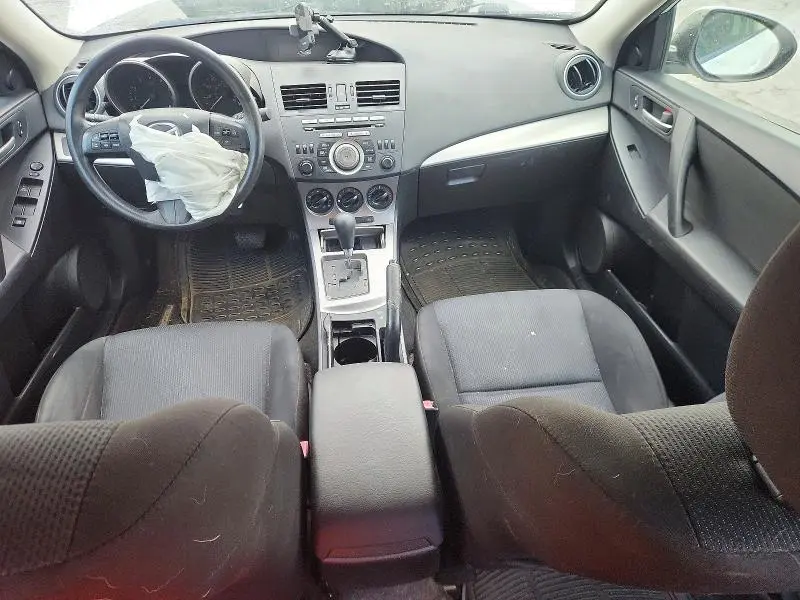 2011 MAZDA 3 I  
