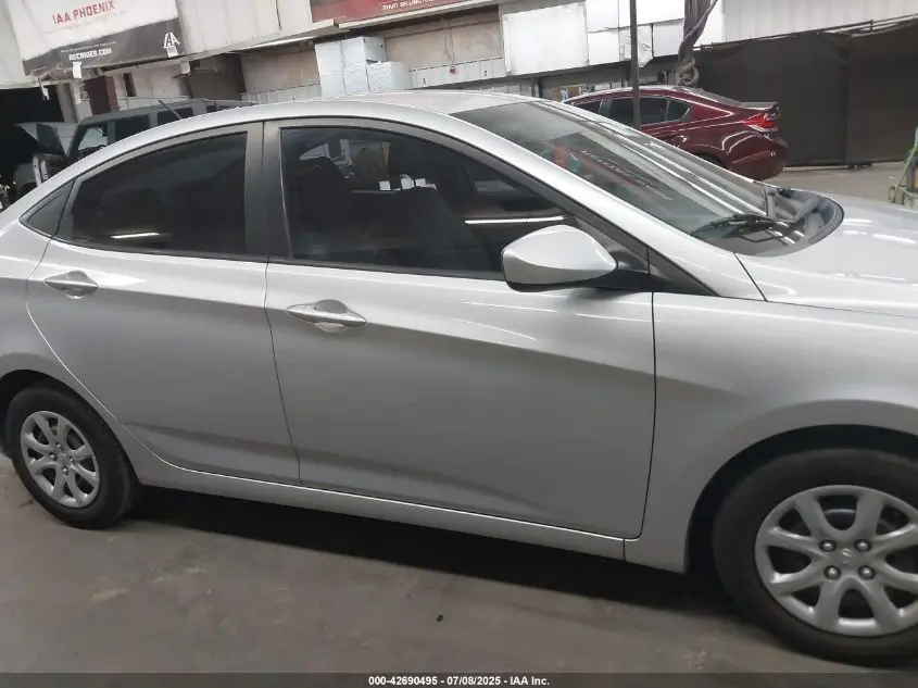 2013 HYUNDAI ACCENT GLS