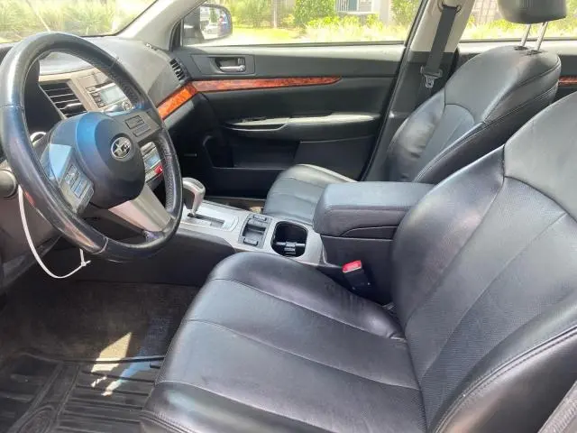 2011 SUBARU LEGACY   