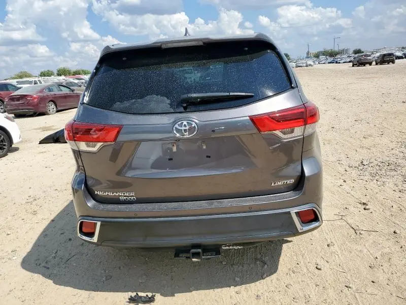 2019 TOYOTA HIGHLANDER LIMITED  