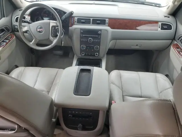 2011 GMC YUKON SLT  