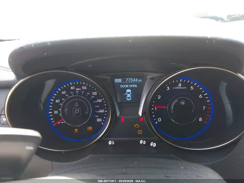 2013 HYUNDAI GENESIS 3.8 GRAND TOURING