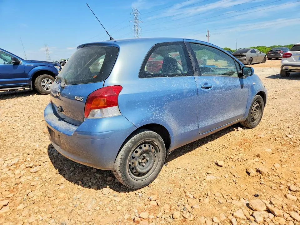 2010 TOYOTA YARIS BASE  