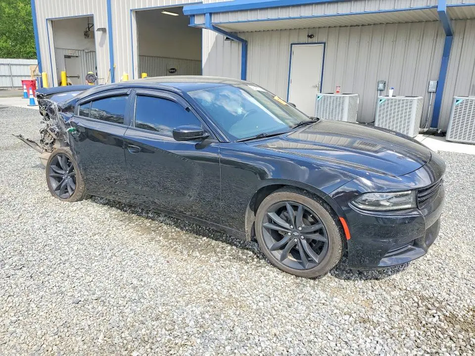 2018 DODGE CHARGER SXT  