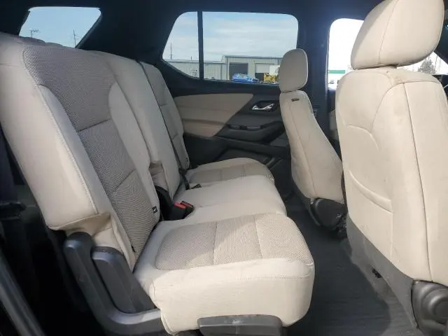 2022 CHEVROLET TRAVERSE LS  