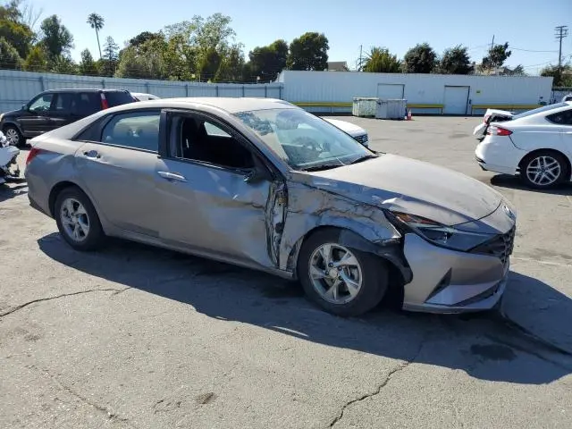 2023 HYUNDAI ELANTRA SE  