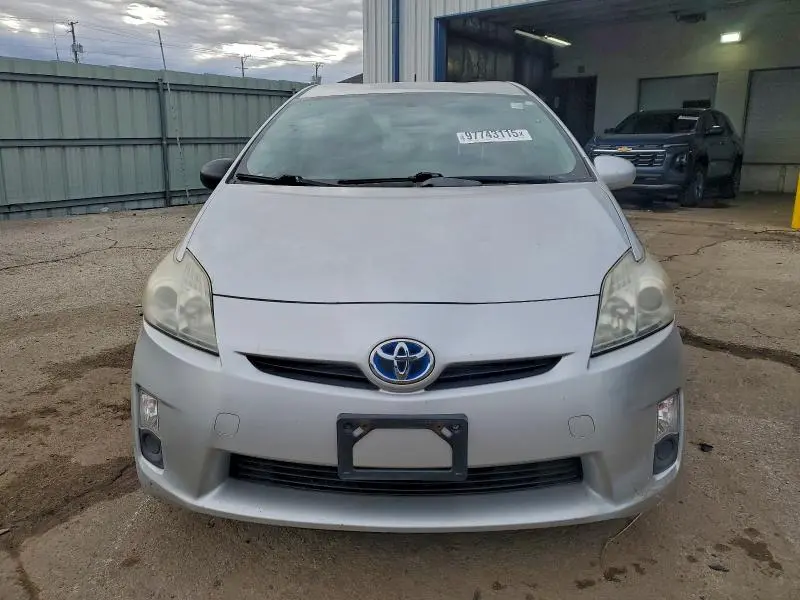 2011 TOYOTA PRIUS   