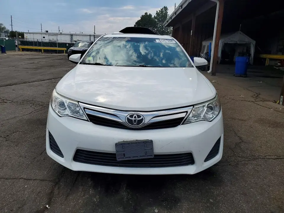 2012 TOYOTA CAMRY LE  