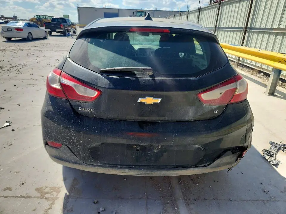 2018 CHEVROLET CRUZE LT  