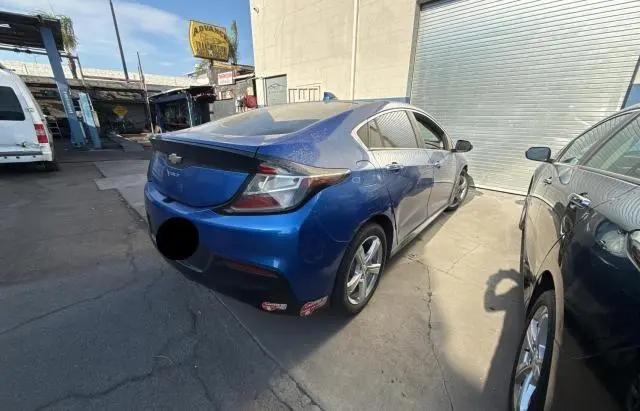 2017 CHEVROLET VOLT LT  
