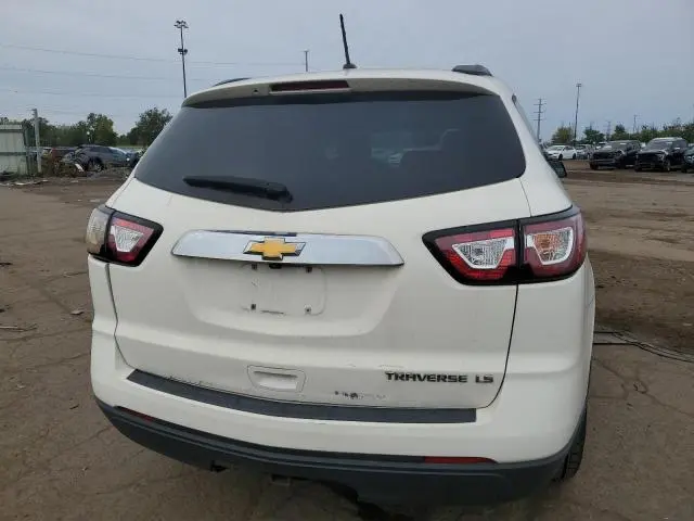 2014 CHEVROLET TRAVERSE LS  