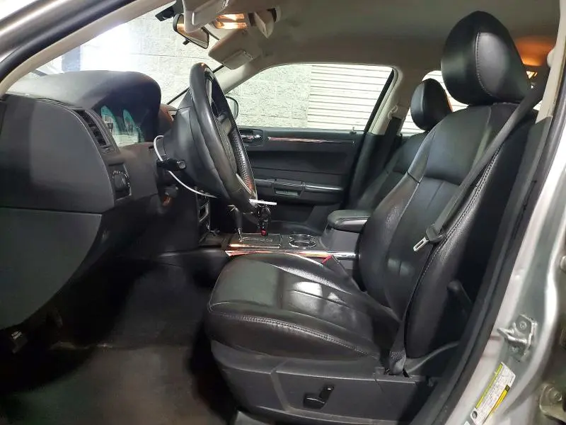 2010 CHRYSLER 300 TOURING  