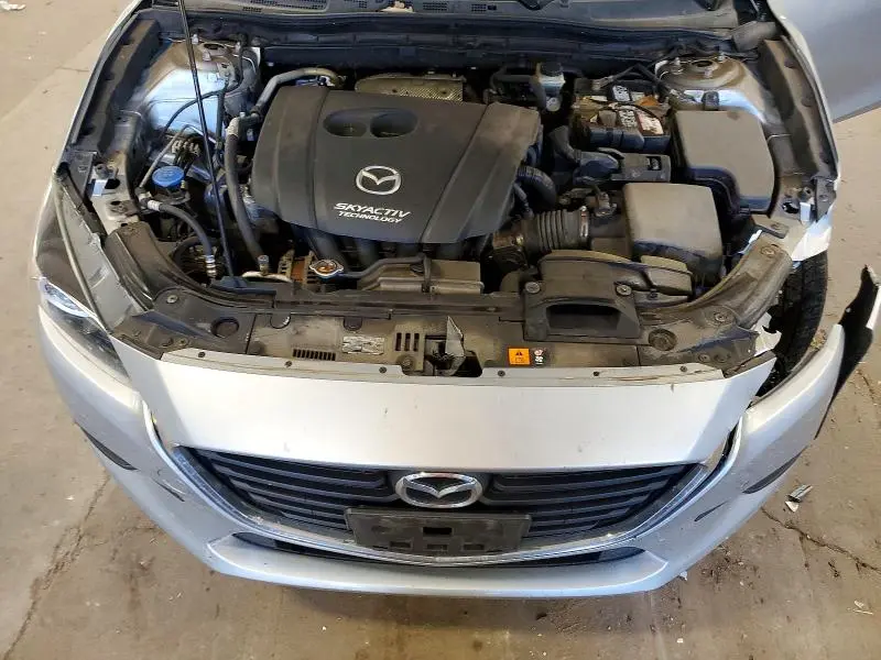 2017 MAZDA 3 TOURING  