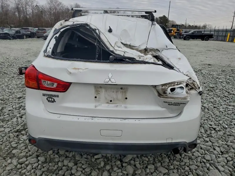 2016 MITSUBISHI OUTLANDER SPORT ES  