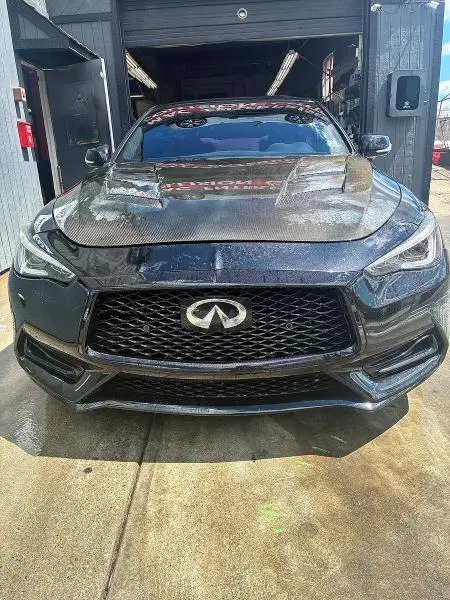 2017 INFINITI Q60 RED SPORT 400  