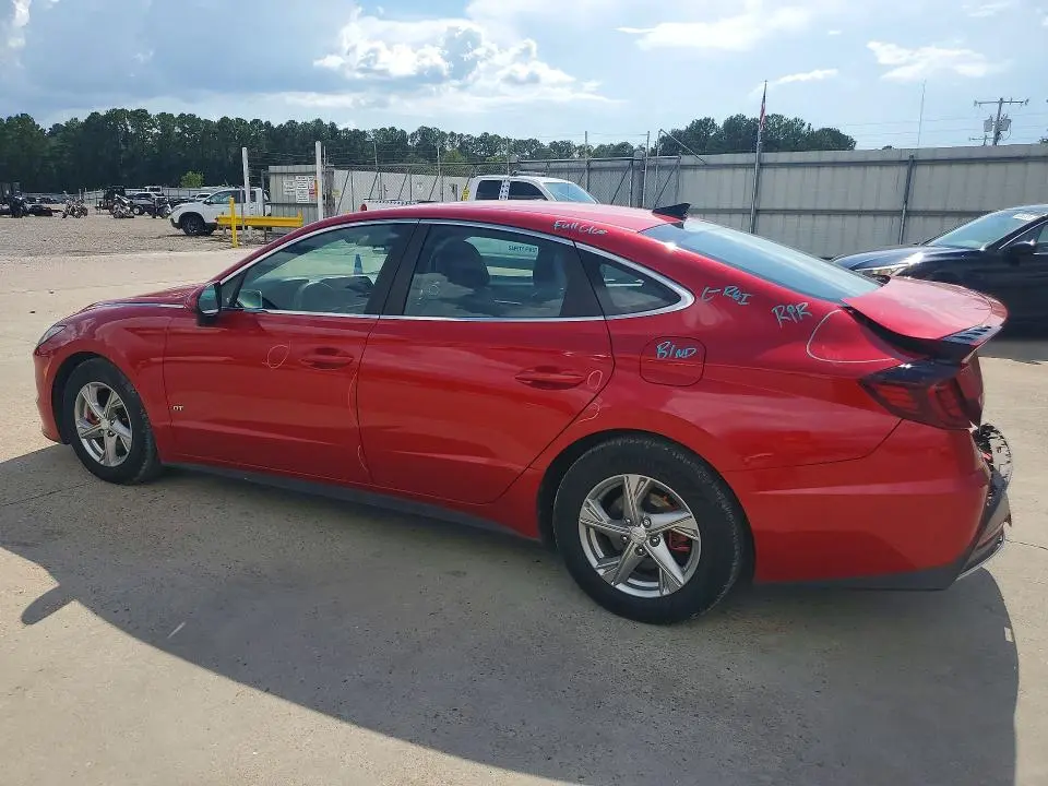 2021 HYUNDAI SONATA SE  