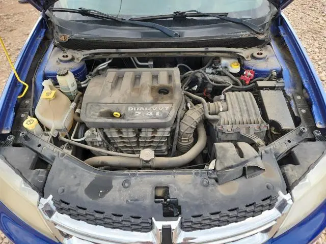 2013 DODGE AVENGER SE  