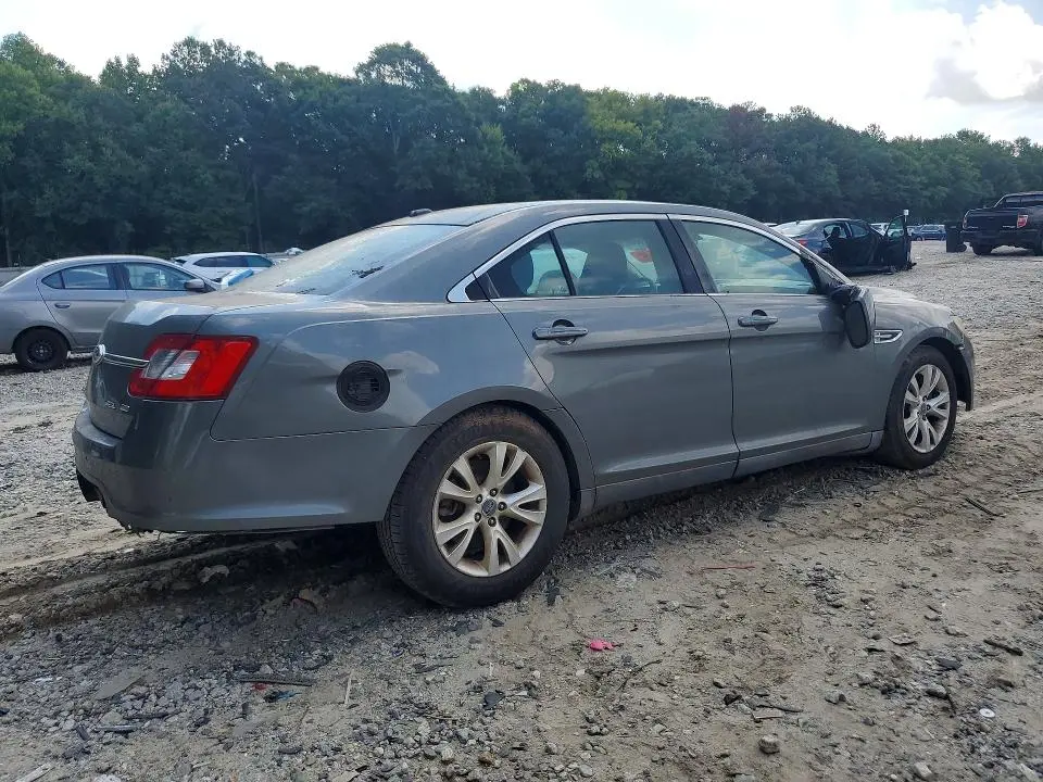 2011 FORD TAURUS SEL  