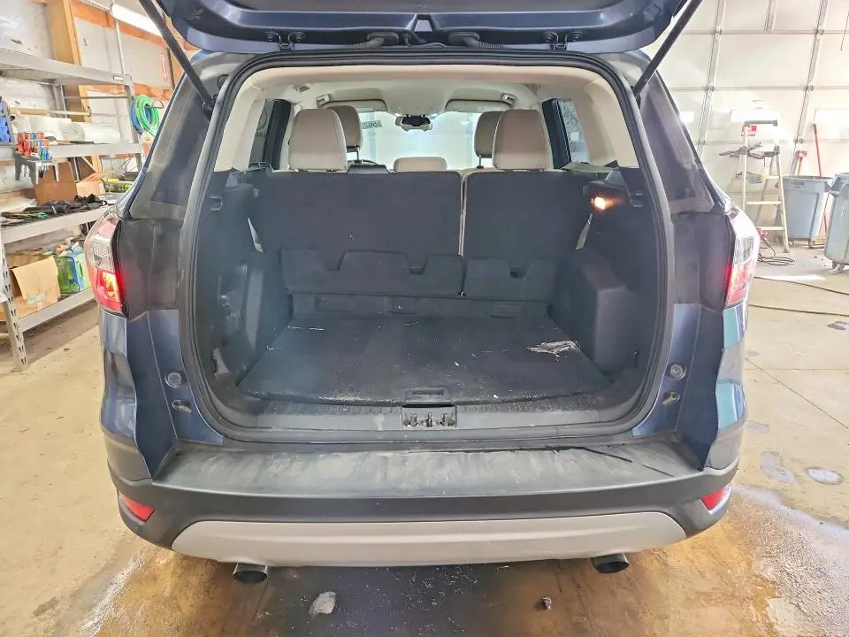 2018 FORD ESCAPE SE  