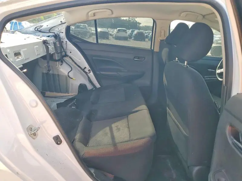 2020 NISSAN VERSA SR  