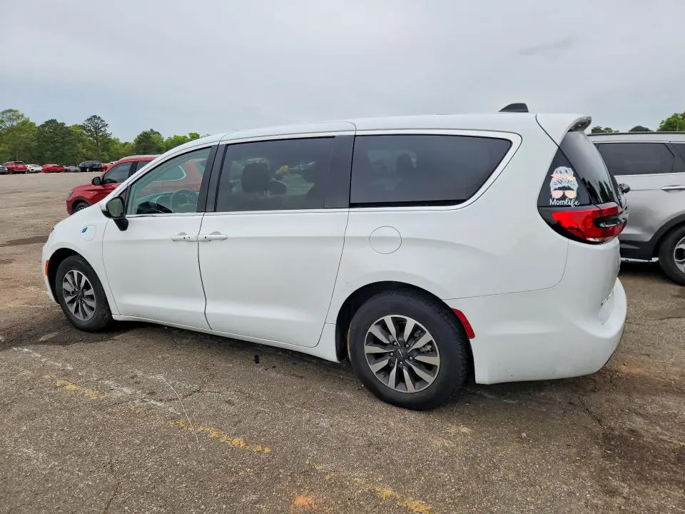 2023 CHRYSLER PACIFICA HYBRID TOURING L  