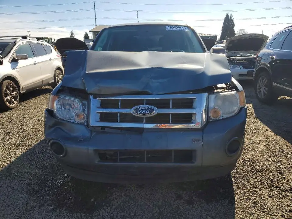 2011 FORD ESCAPE XLS  