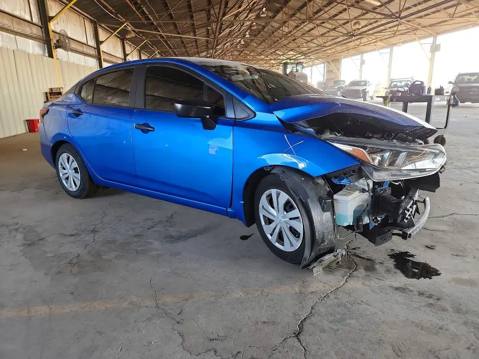 2021 NISSAN VERSA S  