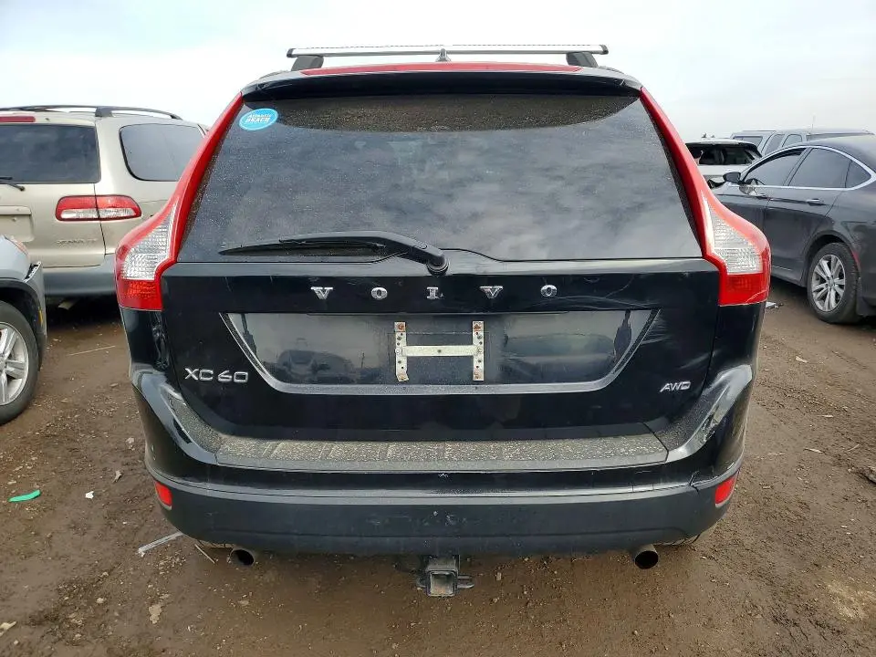 2013 VOLVO XC60 3.2  