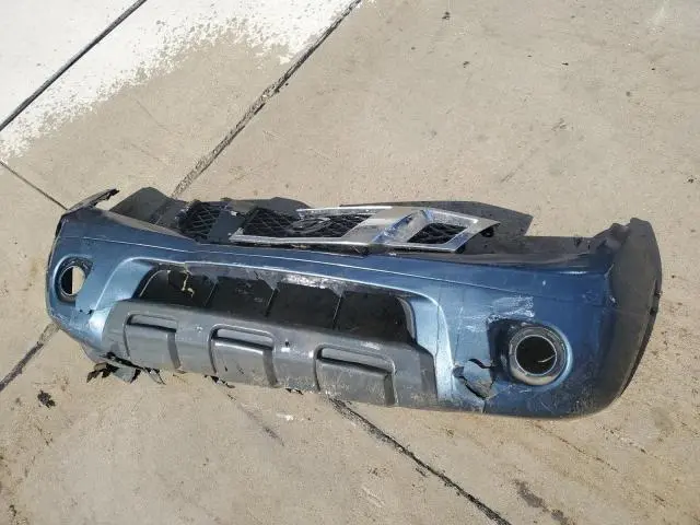 2014 NISSAN FRONTIER SV  