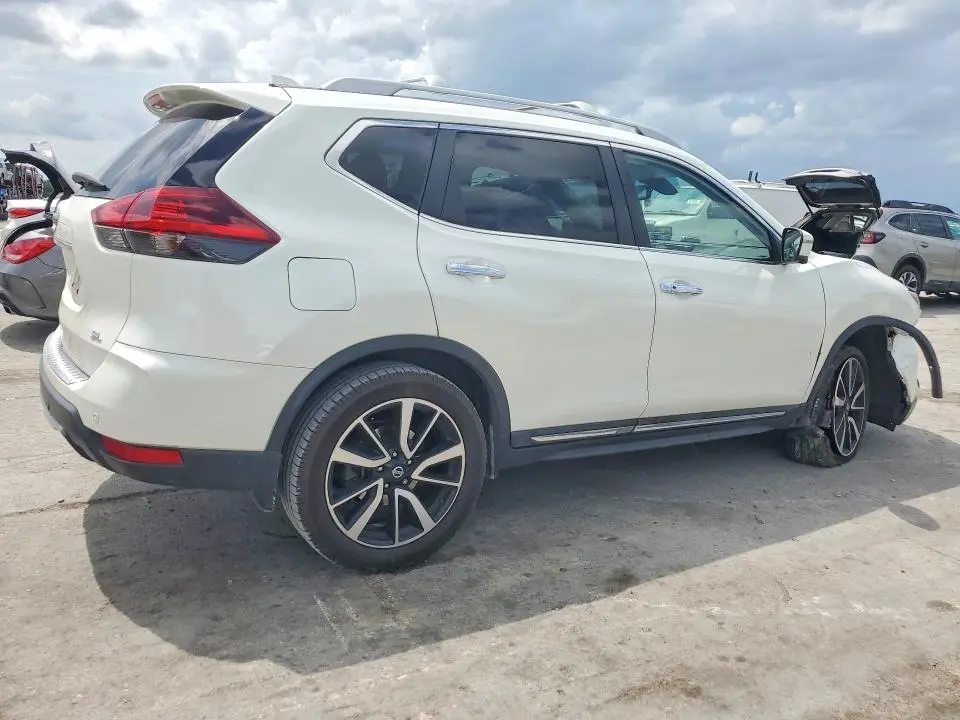 2019 NISSAN ROGUE SL  