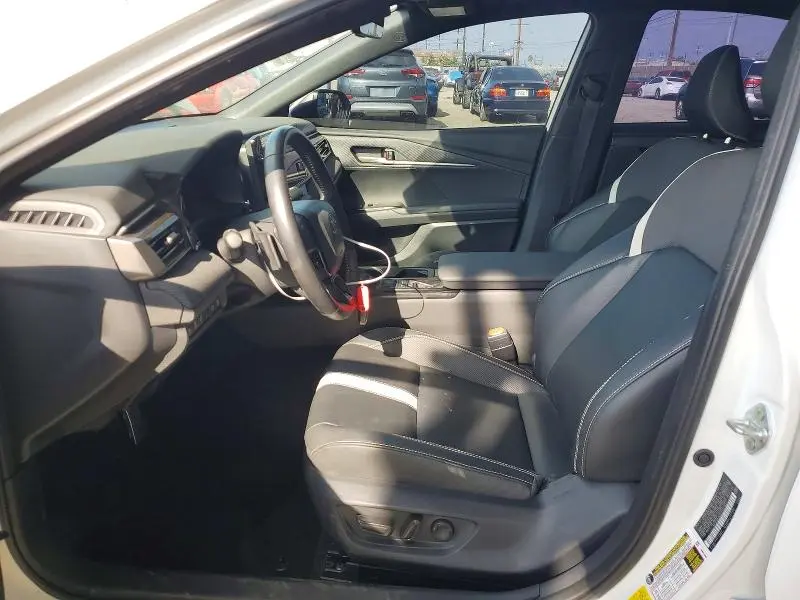 2025 TOYOTA CAMRY XSE  