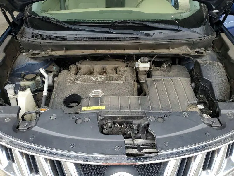 2010 NISSAN MURANO S  