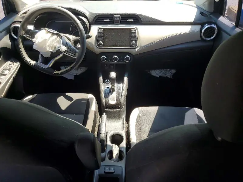 2020 NISSAN VERSA SV  